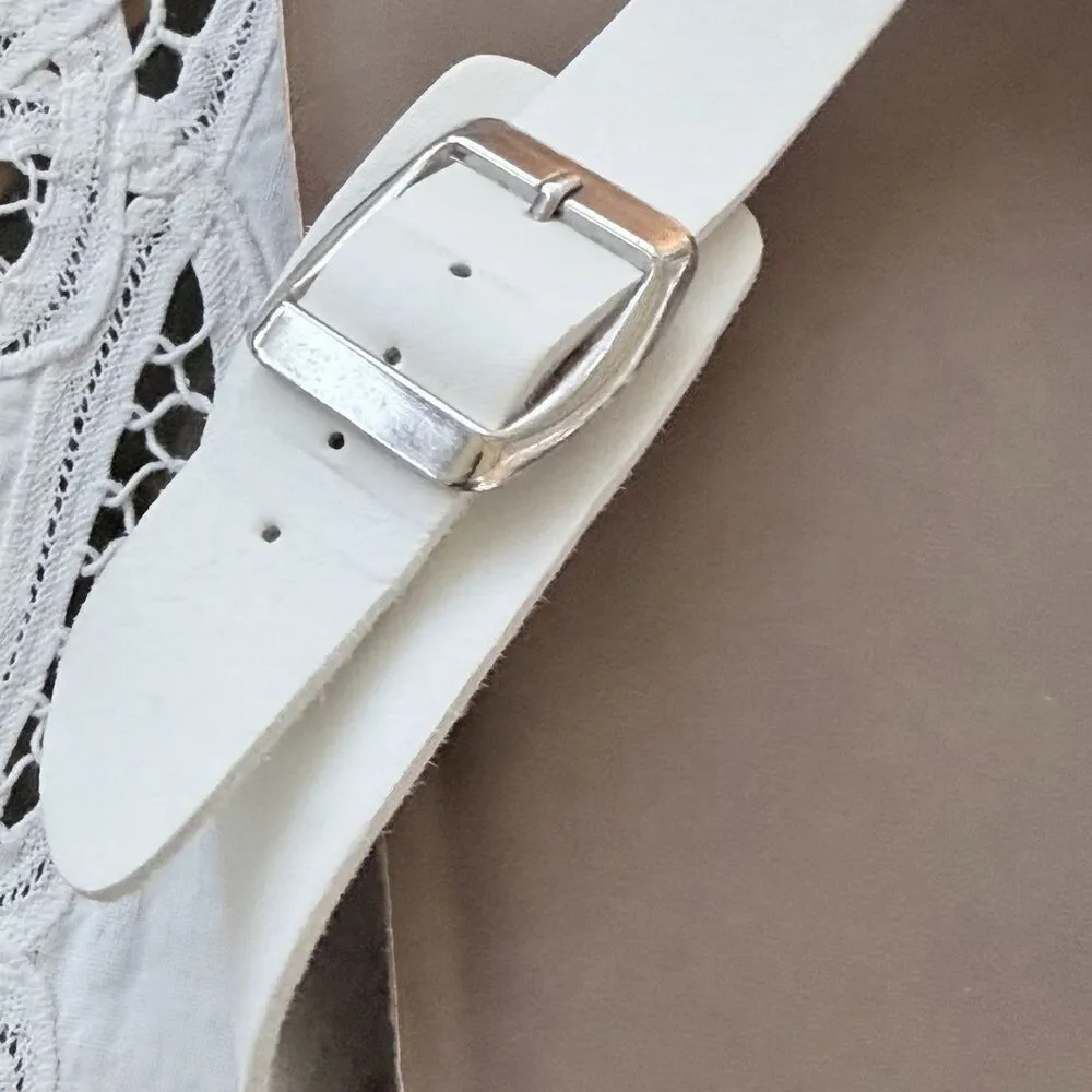 NWT Torrid Women’s White Flip Flop Thong Sandals Size 11.5 WW Wide Footbed